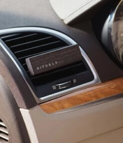 Rituals Life Is A Journey Lotus & White Tea Karma Car Perfume Raumduft -Pflegeprodukte Angebote 8719134153804 visual