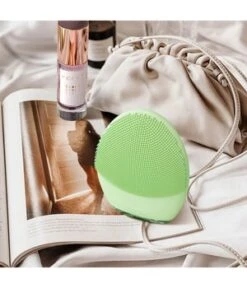 FOREO LUNA™ 4 Mischhaut Gesichtsbürste -Pflegeprodukte Angebote foreo lunatm 4 mischhaut gesichtsbuerste 1 stk 7350120791276 visual