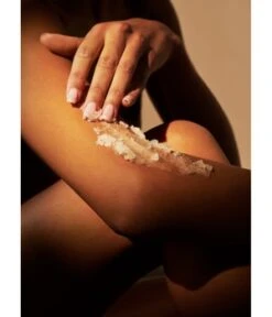 Rituals The Ritual Of Ayurveda Sweet Almond Oil & Indian Rose Salt Body Scrub Körperpeeling -Pflegeprodukte Angebote rituals the ritual of ayurveda body scrub aus meersalz koerperpeeling 300 g 8719134098631 visual