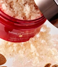 Rituals The Ritual Of Ayurveda Sweet Almond Oil & Indian Rose Salt Body Scrub Körperpeeling -Pflegeprodukte Angebote rituals the ritual of ayurveda salt koerperpeeling 300 g 8719134098631 detail